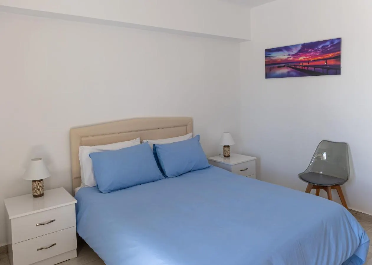 Appartement Larnaca Beachhouse