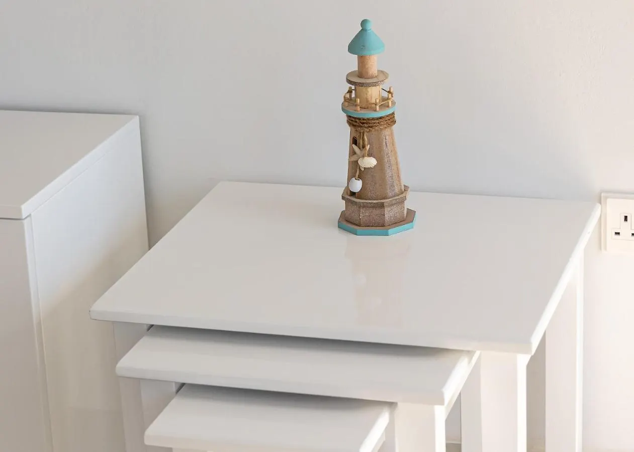 公寓 Larnaca Beachhouse